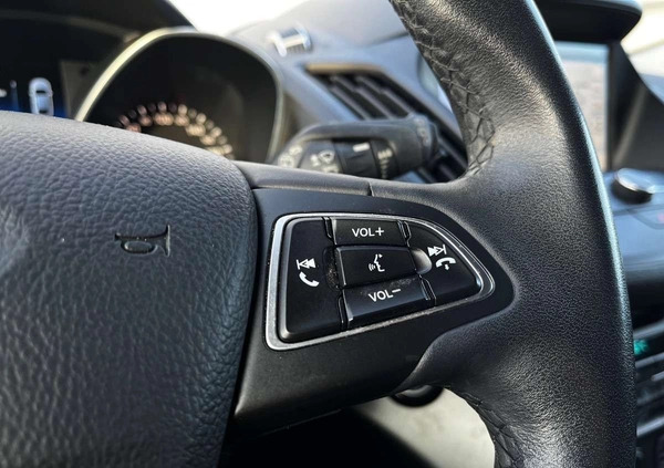 Ford Kuga cena 83900 przebieg: 67600, rok produkcji 2019 z Złotów małe 529